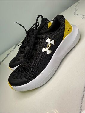 Adidas Runfalcon 3 Lace Shoes Boy’s  Size 2 NWB